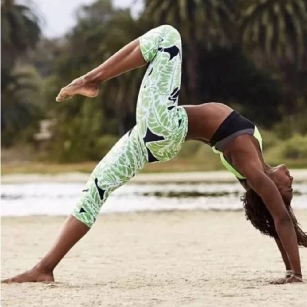 Alo tropical airbrush legging